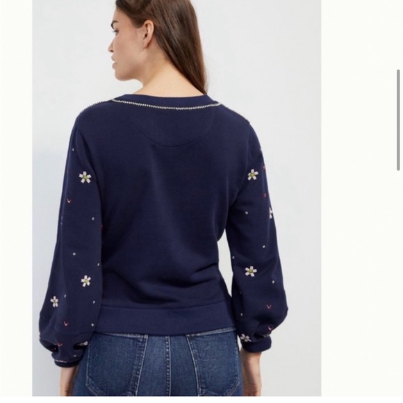 WORN on TV: NWT ANTHROPOLOGIE Maeve SWAN LAKE Embroidered Beaded Sweatshirt XS - Picture 8 of 13